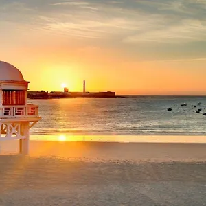 https://la-mas-coqueta-en-el-adn-de-cadiz.hotelsincadiz.net